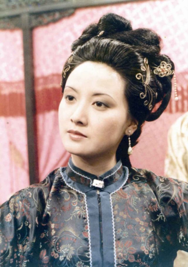 老实人初恋有多惨,趁你病要你命,贾瑞的生命从未绽放