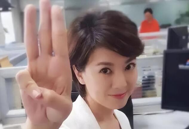 主持人朱霞停职后引发连锁反应!新北方节目的社交平台无法评论