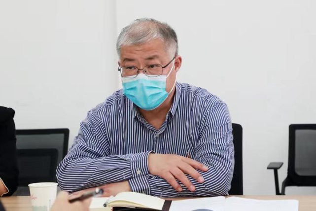 座谈会上,马克思主义学院院长窦红莉从基本概况,学科