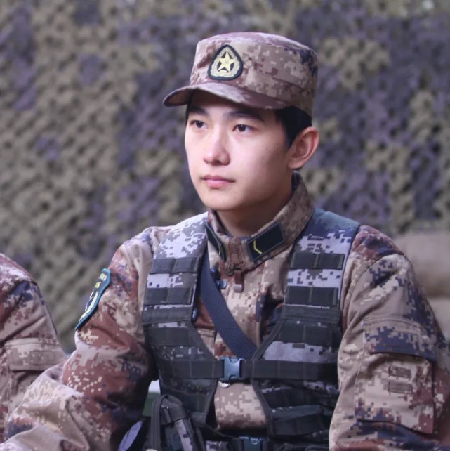 《星兵报到》杨洋为了对友,险些"丧命",再战军旅题材