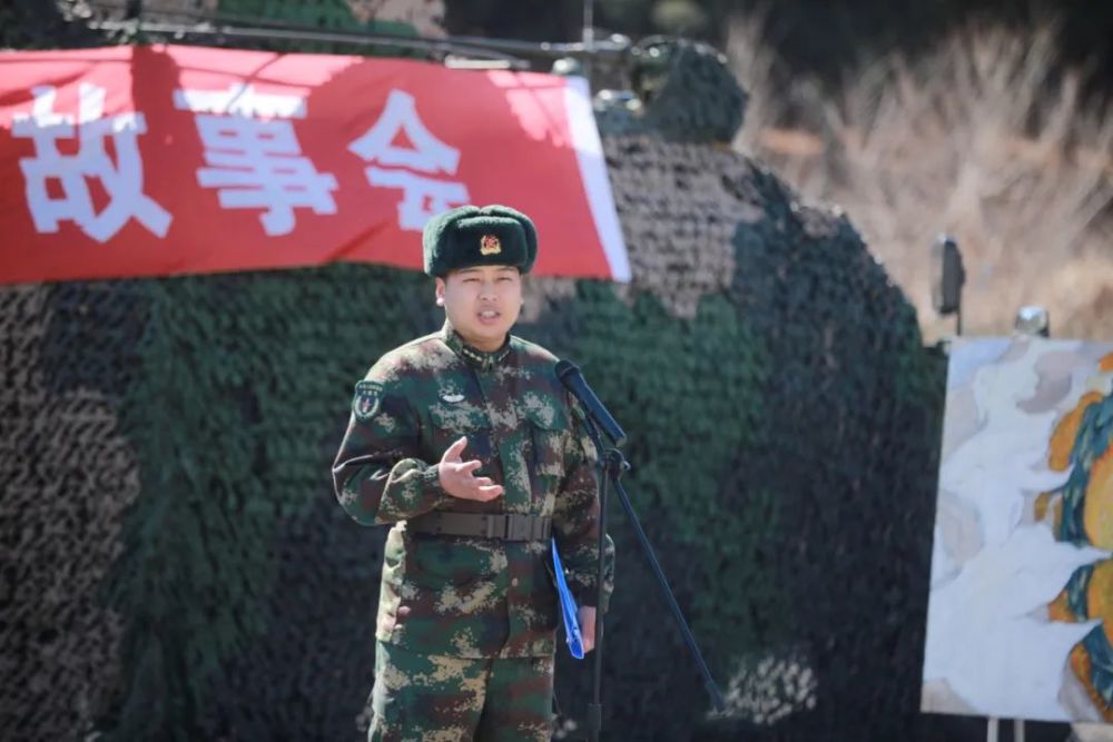 联黎部队军事性别顾问高度赞扬中国维和女军人一张纸折一本书视频