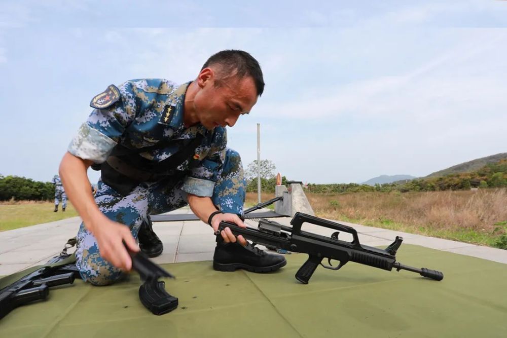 赛场起“硝烟”！这场群众性练兵比武火力全开想当主播一开始怎么做