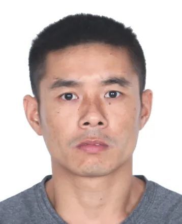 证:姓   名:杨圣户籍地:瑞塔铺镇瑞市居委会430721xxxxxxxx6402身份证