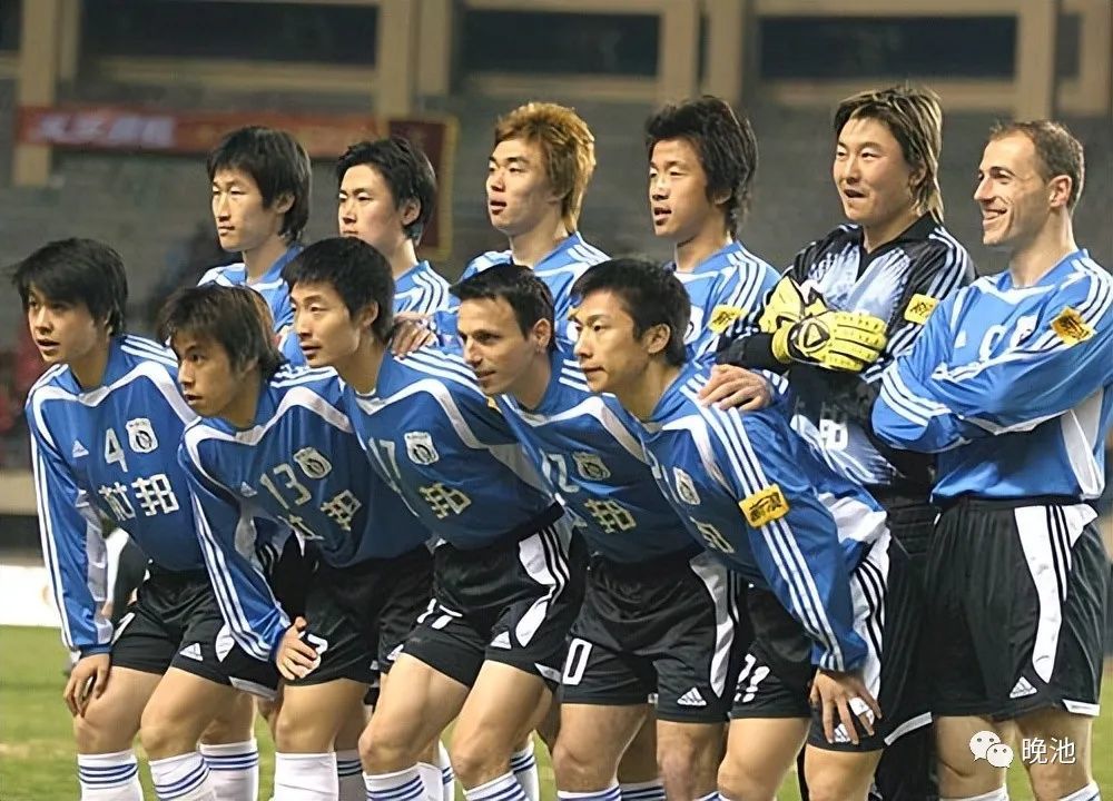 大连足球史上今天2005年4月14日权磊收获生涯首球中超大连实德10上海