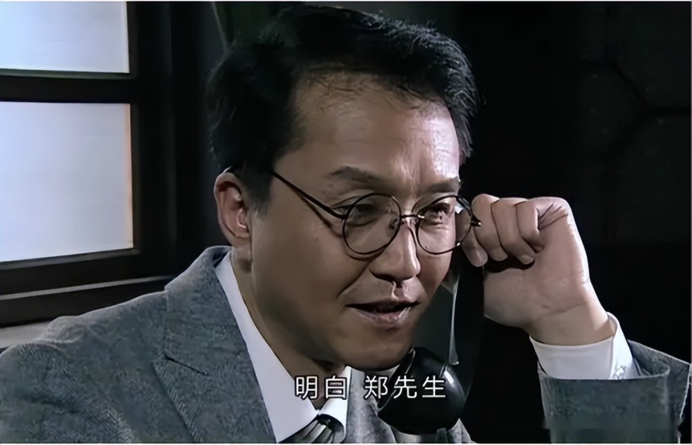 《潜伏》里的办公室政治高手,陆桥山为什么从未怀疑过余则成_腾讯新闻