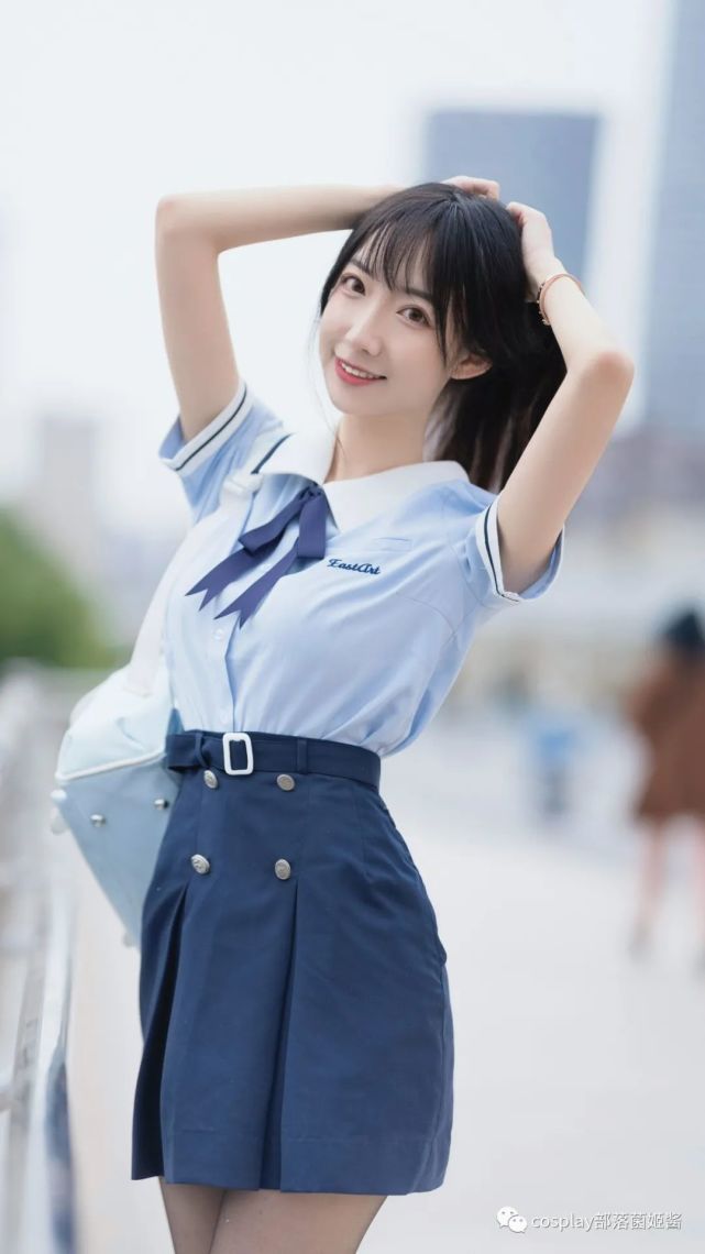 jk少女:这么冷的天,辛苦小姐姐了