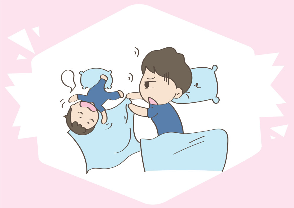 宝宝睡觉爱踢被子总让妈妈休息不好这种情况该怎么办