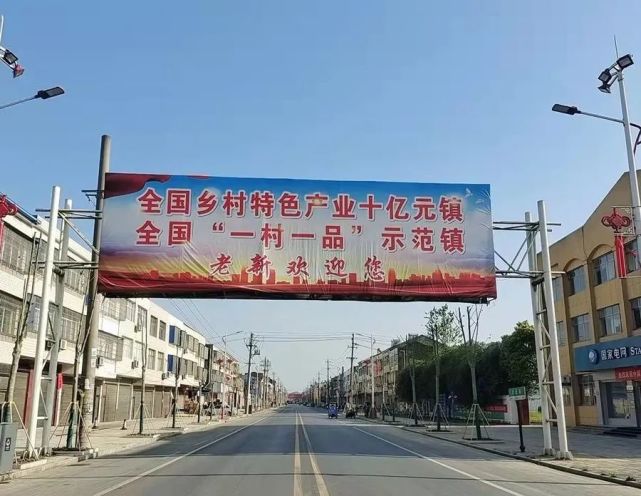 创成文明城建设新潜江创文提升城镇能级绘就秀美老新画卷