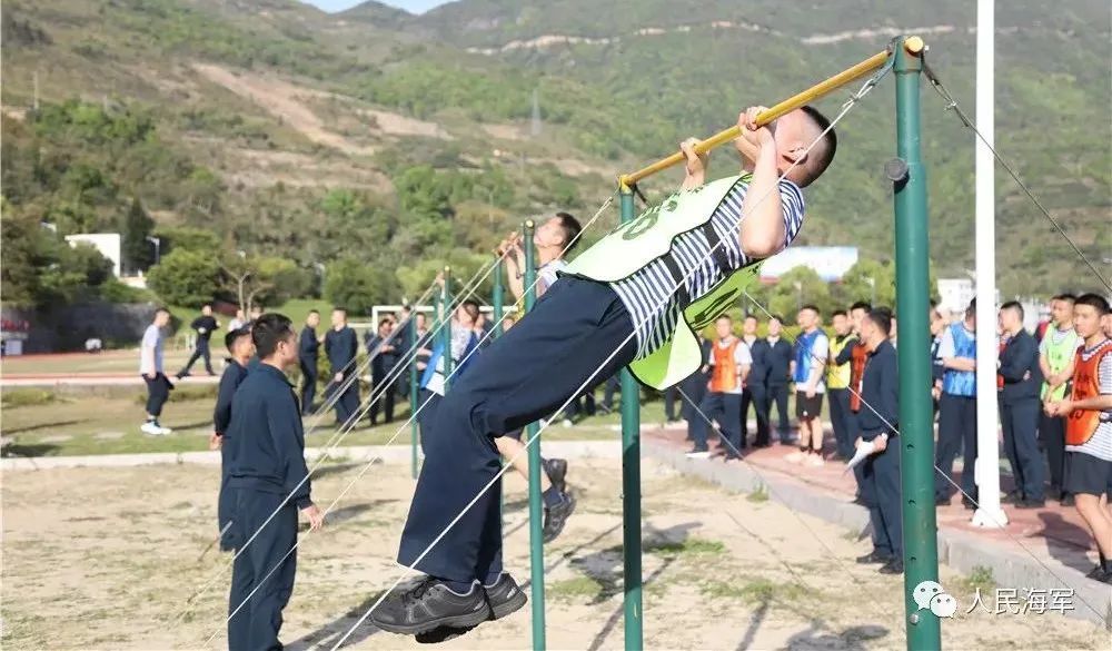 法国总统候选人勒庞：若当选，法国将退出北约军事一体化机构和原耽有关的作文