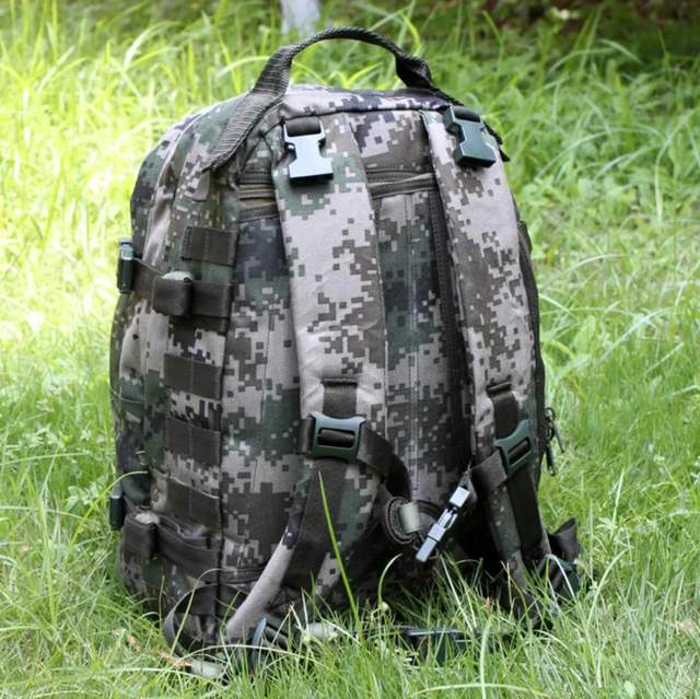 解放军现役普通步兵的30件标准单兵装备