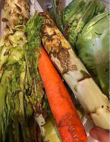 上海网友买到的烂菜说一千道一万.