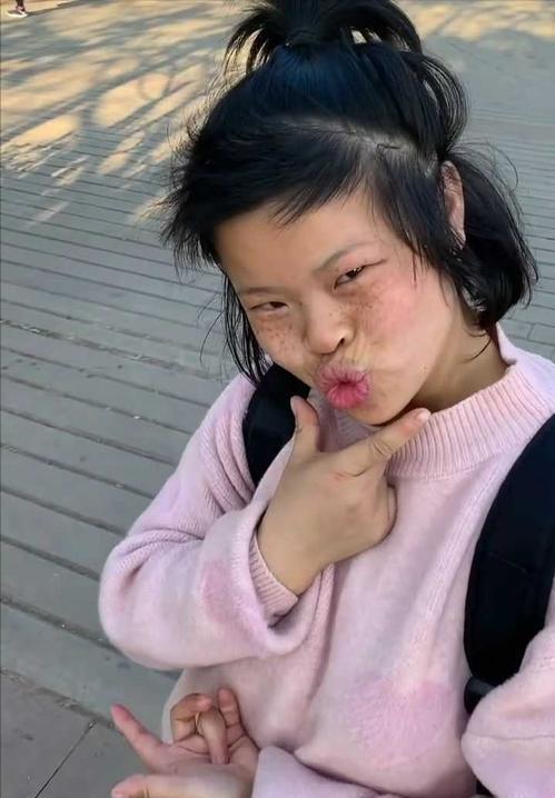 网红琼姐的传奇史,流浪女逆袭成豪门阔太,不料婚后状态揭露真相