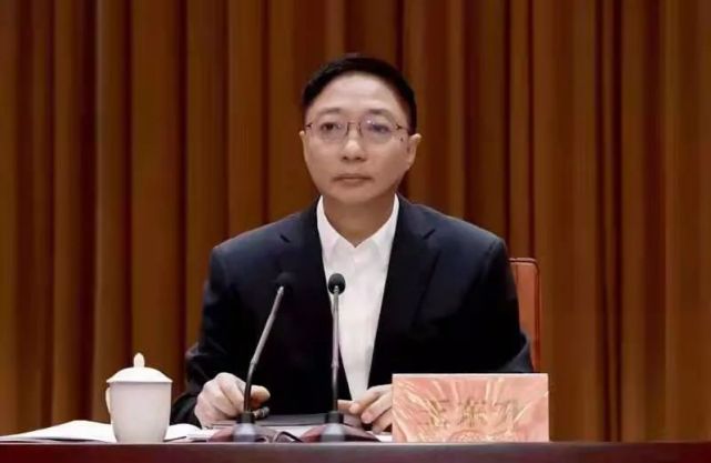 王东升:永不变色,永不变向,永不变质,永不变心,坚定走好新时代农商