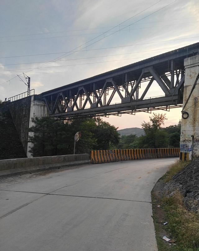 粤汉铁路百年沧桑见辉煌