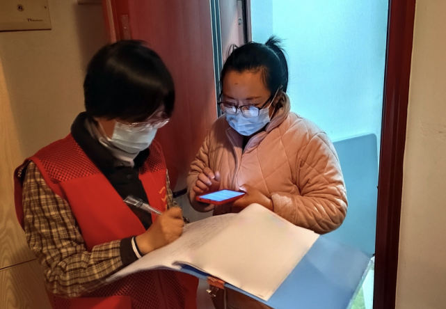 "疫"线党旗红|如东:组工干部向"疫线" 同心构筑强防线