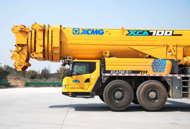 徐工xca700吊車!90.5m主臂 2100t.m 多模式超起