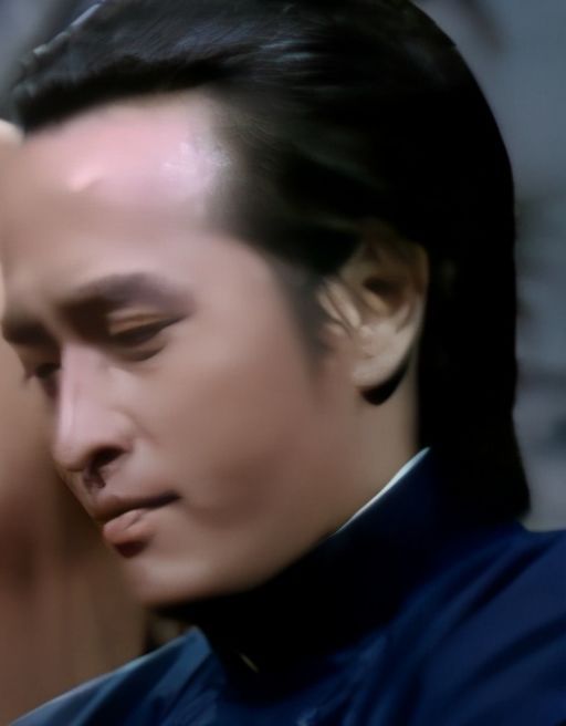 他也是演了一辈子戏,邪如"龙海生",正如"一灯大师",从容驾驭,形神兼备