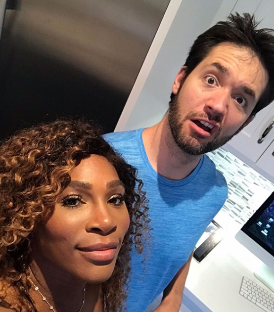 小威是人生赢家,小2岁白人老公又帅又多金_腾讯新闻