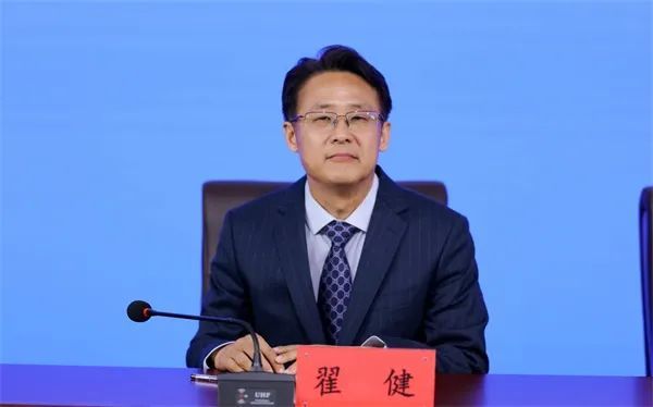 场)上,市教育体育局党组成员,副局长翟健介绍聊城市教体事业发展情况