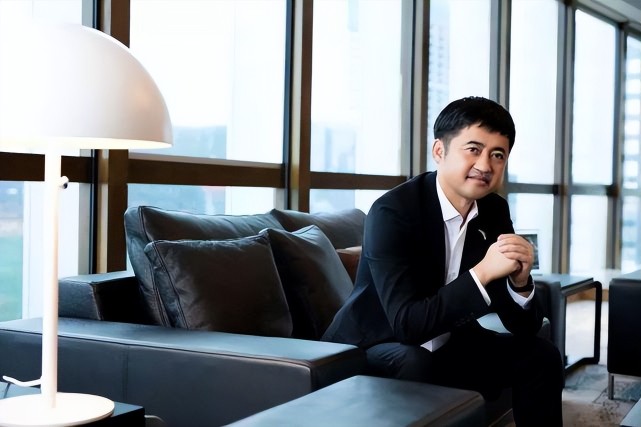 led大王林秀成有多牛,从卖废铁到厦门首富,卫星电池技术打破美日垄断