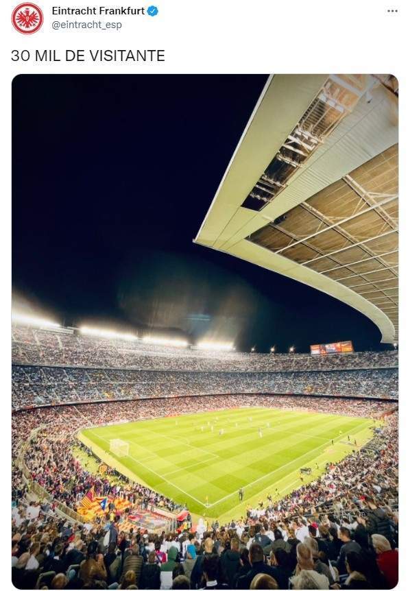 本场比赛赛前,巴萨球员的热身甚至伴随着客队球迷的阵阵嘘声,法兰克福