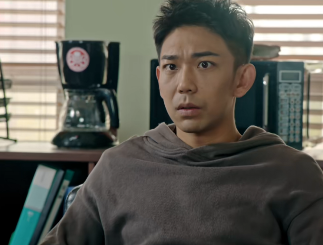 积压5年,毛骗团队成为口碑黑马,豆瓣几乎没有差评,新剧看不够