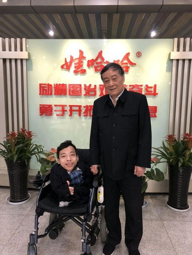 李创利简介漂亮图片