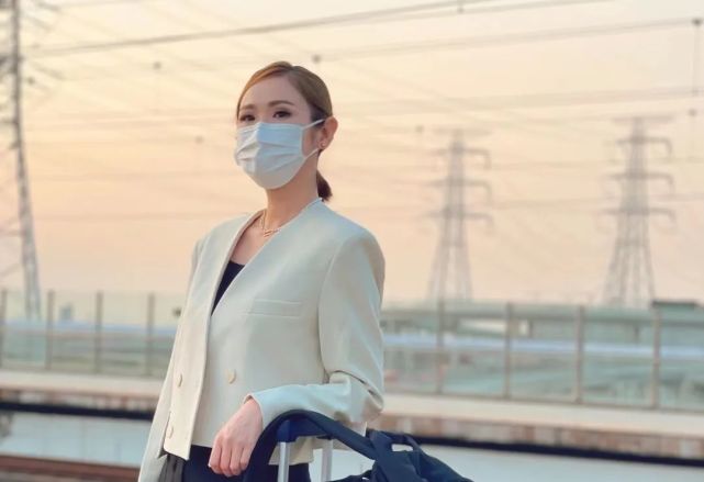 结束6年豪门阔太生活,她火成了圈内天花板|李月亮|香港|怒江|陈贝儿