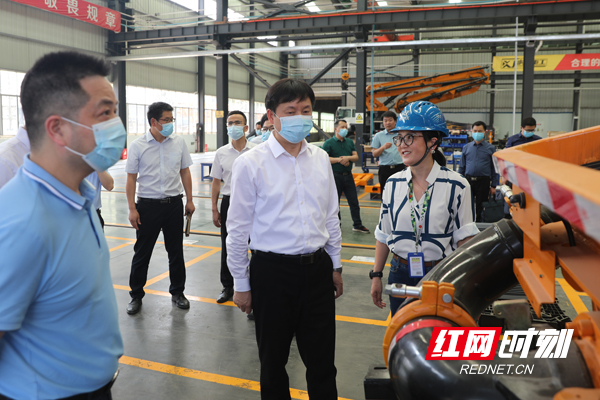 4月11日,湖南文理学院党委书记龙献忠,校长刘宇文带领部分班子