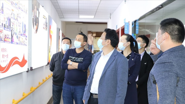 指导疫情防控工作,庐阳区残疾人联合会理事长赵国平,副理事长张甘泉