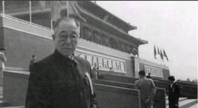 新中国成立后，溥仪叔叔载涛在中央任职，他说：知我者，毛泽东也