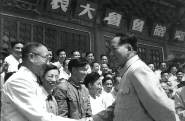 新中国成立后，溥仪叔叔载涛在中央任职，他说：知我者，毛泽东也美国无人机伊朗将军