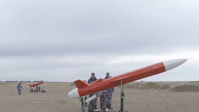 成功验收鉴定并且试飞了一款"沙锥"无人靶机,该靶机具备高空高亚音速