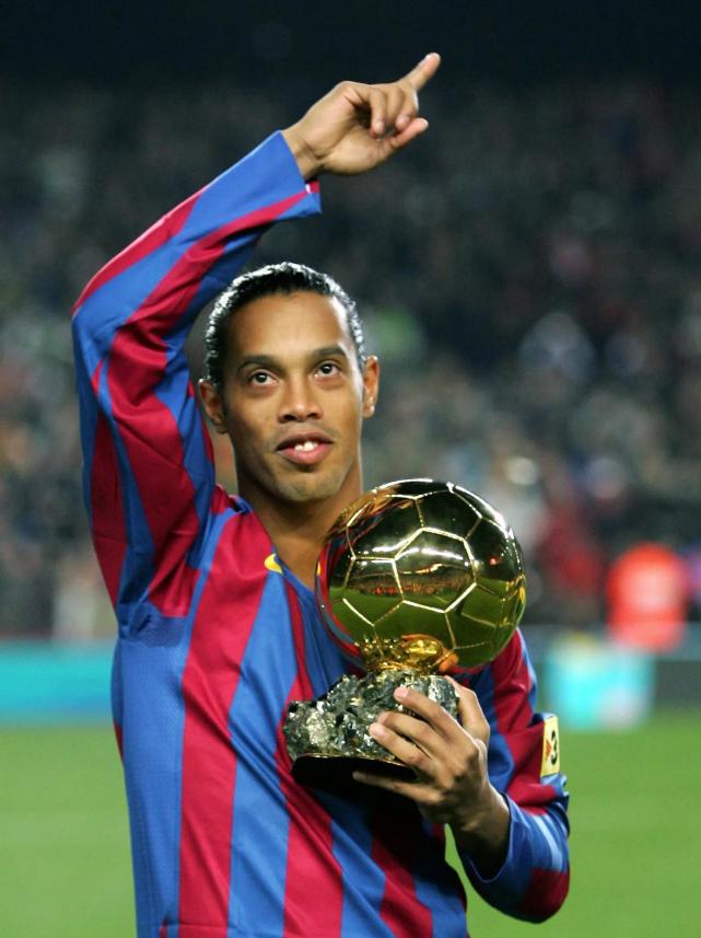 可能有人会说小罗的巅峰太短,不应该有如此高的地位!