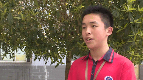 "学生  刘锦鸿点击播放 gif0.0m一封回信,情意深深饱含高原