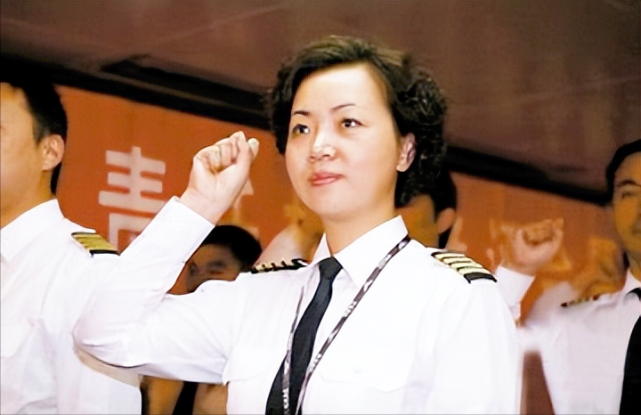 "南航首位女机长"刘宇环:目睹一场事故后,从厌恶飞行到爱上飞行