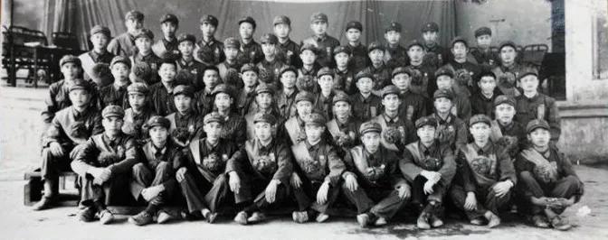 河口人口多少_197648人!河口区第七次全国人口普查数据公布(2)