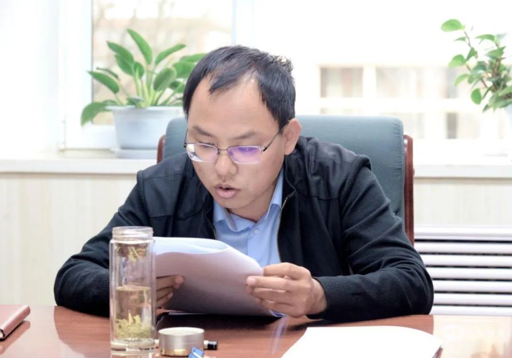 民勤县行政复议体制改革领导小组第一次会议召开 焦三牛主持并讲话