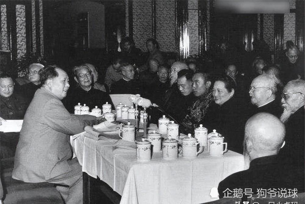 1966年北京发现李莲英墓，尸体身首异处，揭示凄凉晚年杨立新被换脸