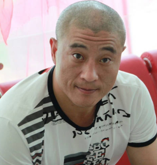 娇娇赵四参加综艺节目演出费50万公司扣48万靠直播还房贷