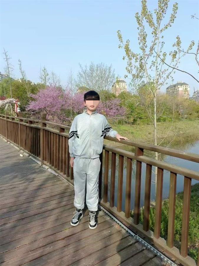 河南12岁少年离校失联4天后，被发现已不幸身亡八年级上册物理电子课本