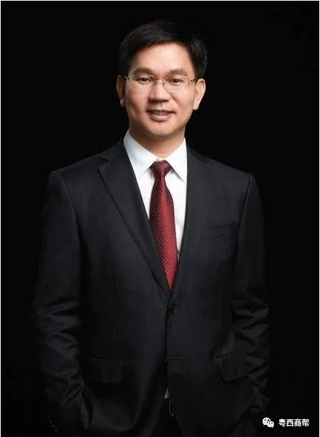 化州70后杰出乡贤暨南大学副校长翁健带领团队守护国家的数据与网络