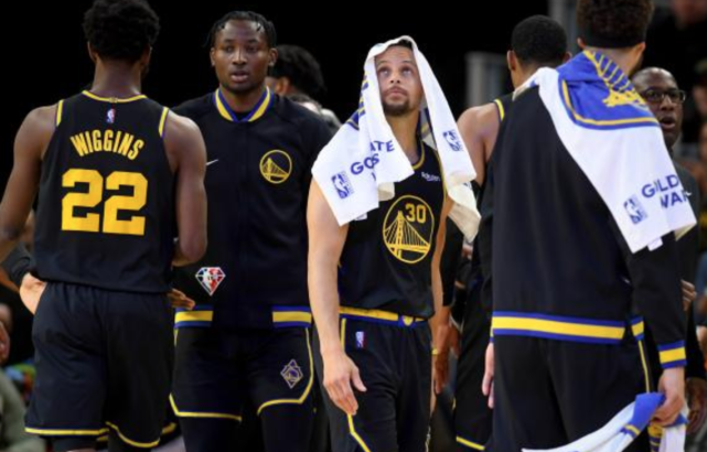 勇士新死亡五小阵容诞生!这会成为争冠阵容?