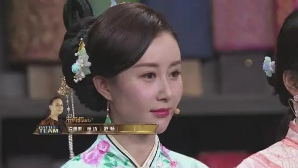 从当红女星一把手沦落到5年没戏拍舒畅变糊只是因为变了脸