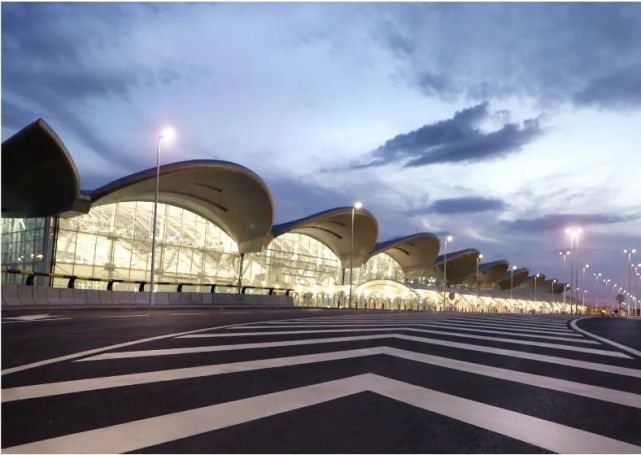 中企承建的阿尔及尔机场新航站楼项目荣获鲁班奖境外工程