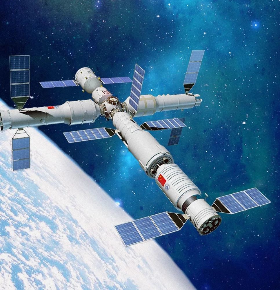 中国空间站命名为"天宫",一般情况下驻留3人,在航天员轮换时最多可达6