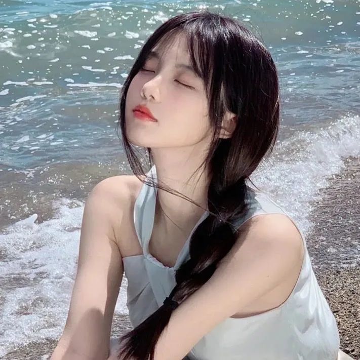 头像|看起来很夏天的女生头像_腾讯新闻