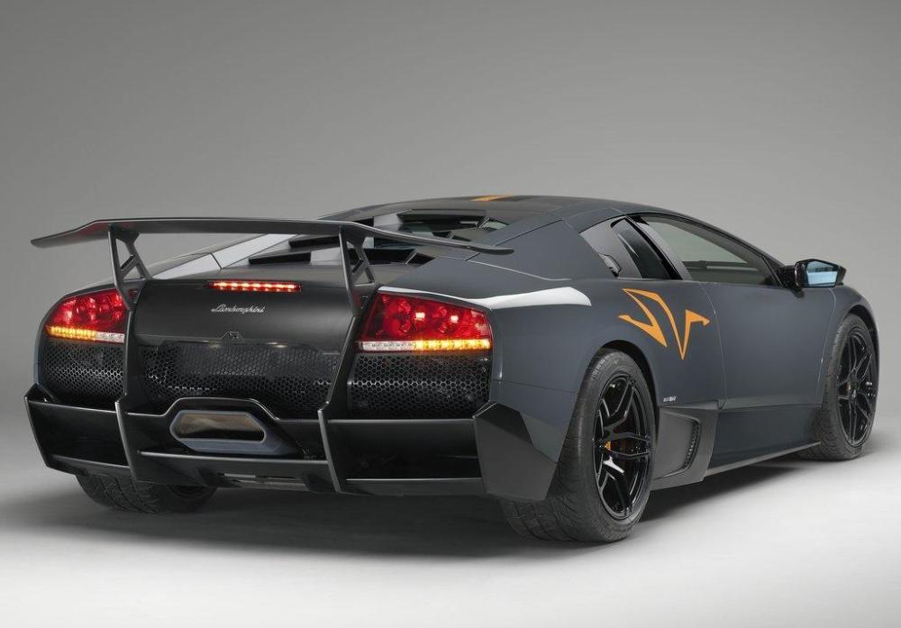 兰博基尼aventador正式停产带你回顾兰博基尼历代旗舰跑车