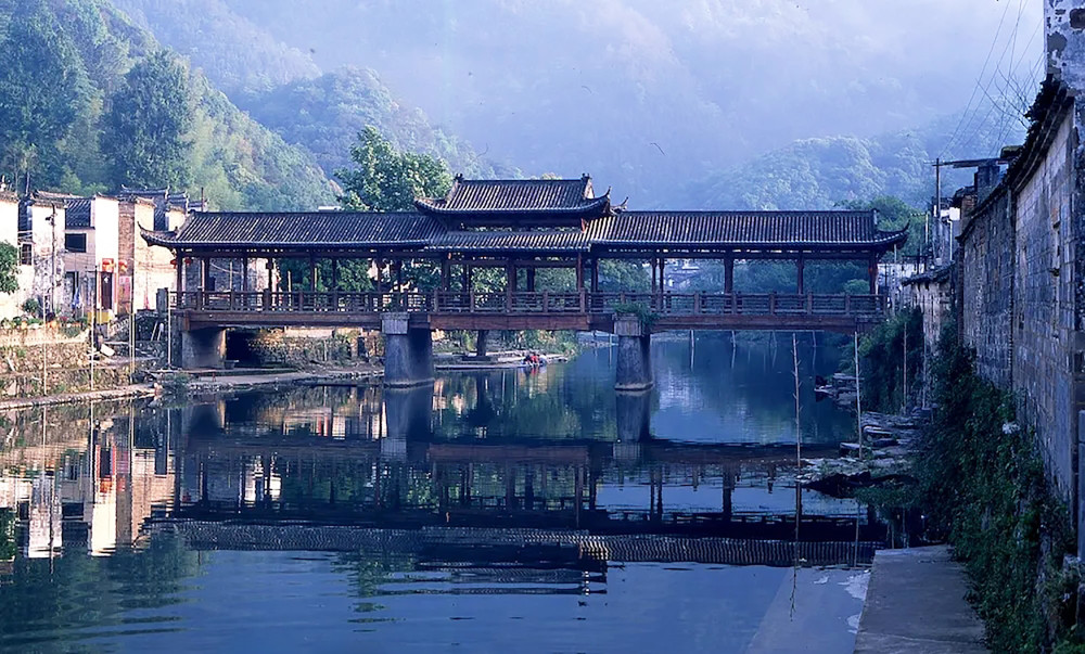 景德镇高岭土命名地向你讲述它的故事诠释瓷土之源瓷器之根