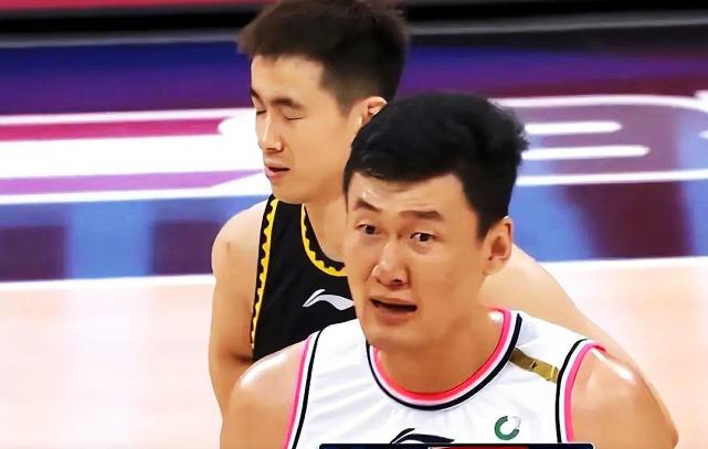 苏伟假摔暗伤韩德君,手撕莫兰德发带,王薪凯表情亮了